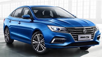 تجار يبيعون سيارة إم جي 5 بأوفر برايس 30 ألف جنيه