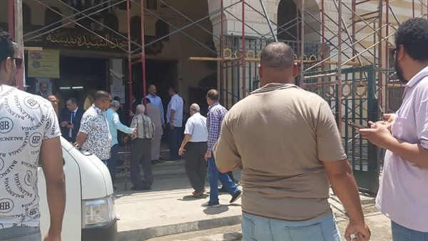 وصول جثمان شقيقة