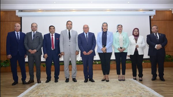 محافظ بورسعيد يستقبل