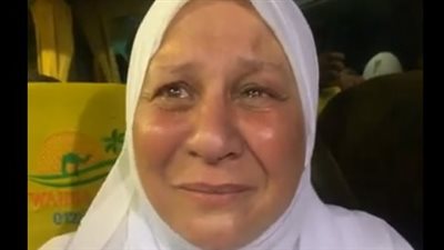 بدموع الفرحة.. حجاج بيت الله يغادرون بورسعيد لأداء مناسك الحج بالأراضي المقدسة | بث مباشر