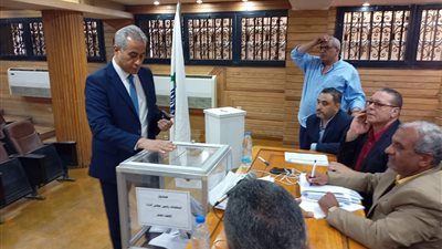 غلق باب التصويت في انتخابات رئاسة اتحاد عمال مصر