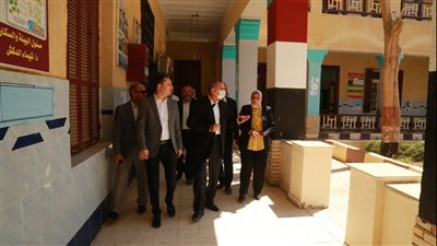 محافظ كفر الشيخ يتفقد لجان الثانوية العامة ويطمئن على تطبيق الإجراءات الاحترازية │ صور