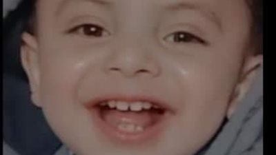 فاضل 20 يوم على الحقنة.. أم تستغيث لعلاج طفلها المصاب بالضمور العضلي