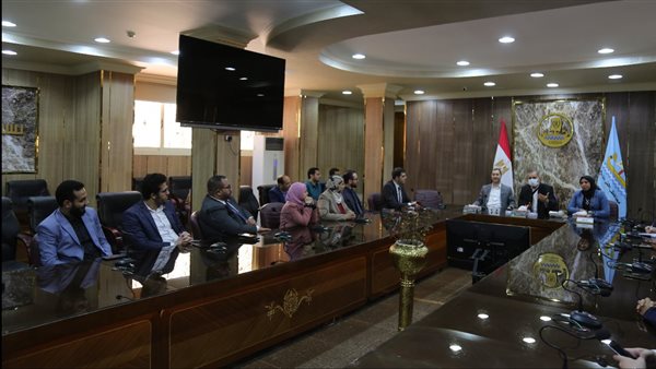 محافظ كفر الشيخ ووفد