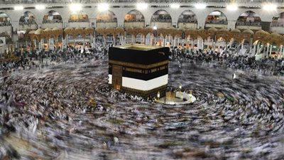 دعاء الطواف حول الكعبة 7 أشواط وفضله.. لبيك اللهم لبيك