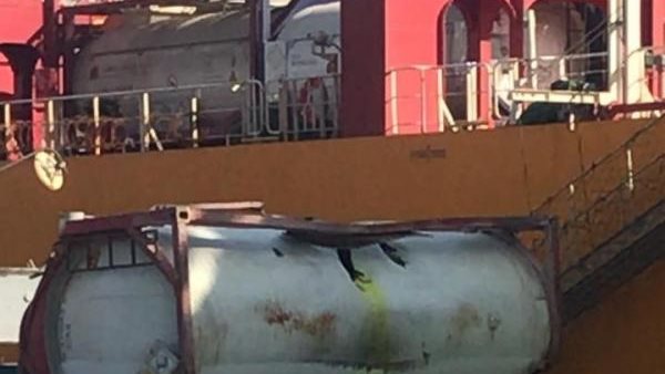 تسرب الغاز ميناء