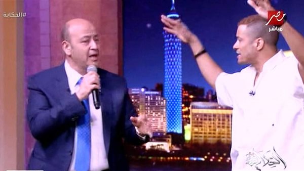 غناء عمرو أديب