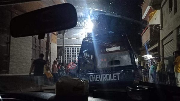 وصول الشرطة إلى موقع