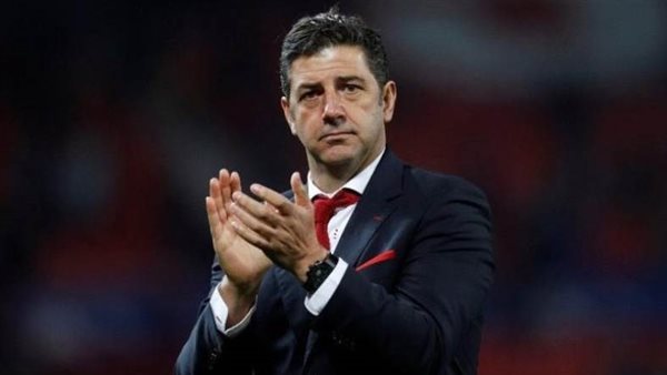  المدرب البرتغالي