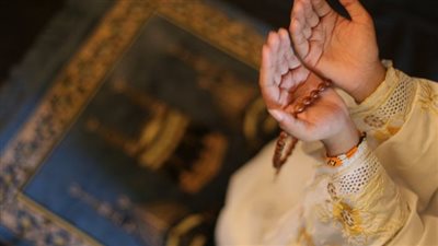 دعاء يوم عرفة للميت.. اللهم ارحمه واغفرله وآنس وحشته 