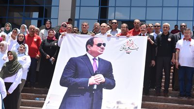 ندوة تثقيفية بجامعة سوهاج احتفالًا بالذكرى التاسعة لثورة 30 يونيو | صور