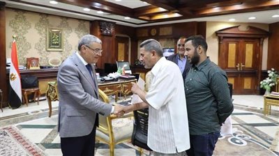 محافظ المنيا يوافق على إنشاء كوبري مشاة بمركز ملوي ويوجه بسرعة إعداد الدراسات والمعاينات