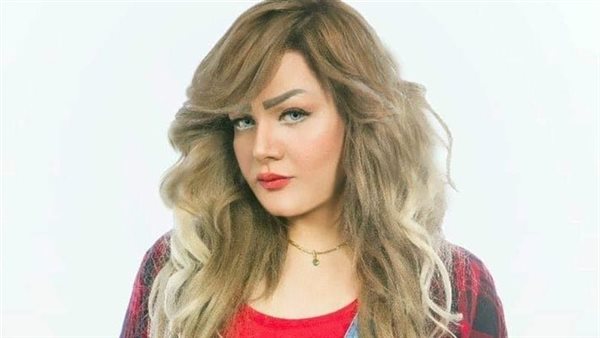 المذيعة شيماء جمال