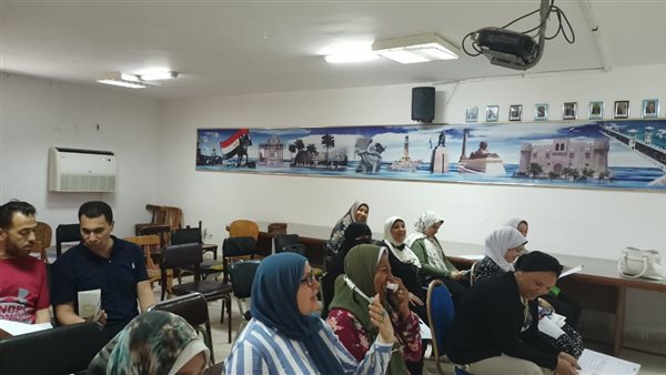 جانب من الندوة 