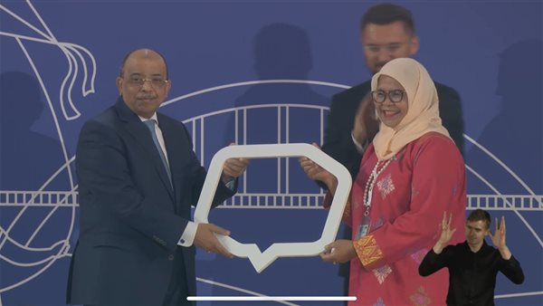 وزيرالتنمية المحلية