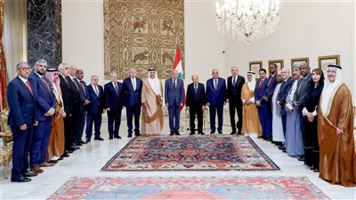 الرئيس اللبناني: لم نعد قادرين على تحمل الأعداد الكبيرة للاجئين والنازحين.. ونطلب مساعدة الدول العربية 