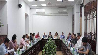 الأمين العام للبيطريين يحذر من مخاطر التعامل مع منتحلي صفة طبيب 