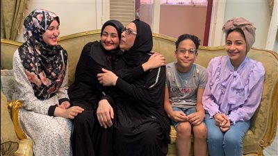 الأولى على الجمهورية في التعليم التجاري: رفضت الثانوية العامة وطموحي أكون معيدة بكلية تجارة | صور وفيديو 