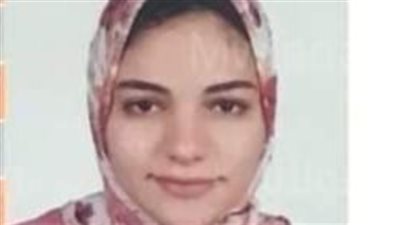 الأولى على الثانوية الفندقية بالدبلومات الفنية: والدتي سر نجاحي.. وأمنيتي أكون مرشدة سياحية 