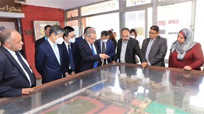 نائب وزير التعليم يستقبل السفير الصيني بالمدرسة الفنية المتقدمة لتكنولوجيا الصيانة بمدينة نصر