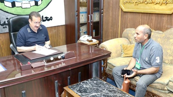 جانب من لقاء محافظ