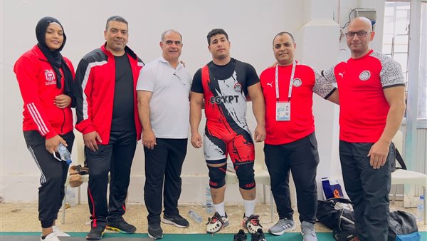 اللاعب أحمد علي 