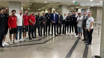 وزير الرياضة يهنئ منتخب التايكوندو بإنجازه في دورة ألعاب البحر المتوسط