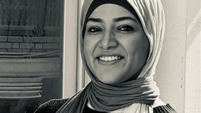 داليا مكاوي تقيم معرضًا جديدًا بعنوان عناق الأرواح