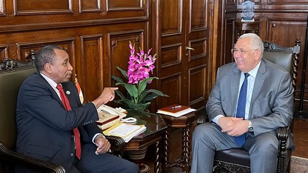 وزير الزراعة والمنظمة