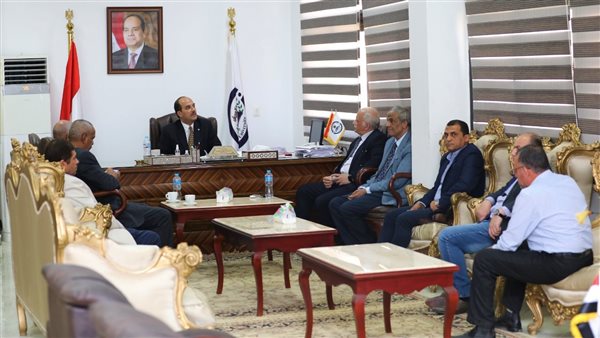 رئيس جامعة العريش