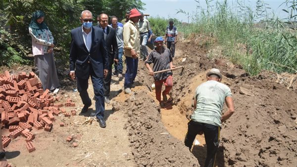 محافظ القليوبية خلال