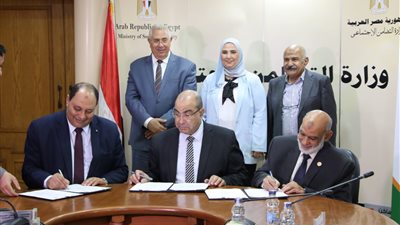 وزير الزراعة: توزيع رؤوس ماشية عالية الإنتاجية مجانًا على الأسر الأكثر احتياجًا