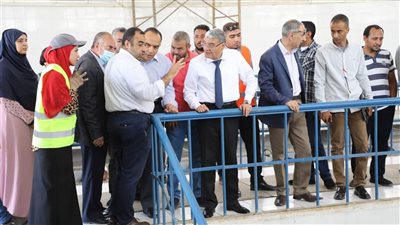 محافظ المنيا يشهد أعمال تشغيل المرحلة الثانية لمحطة مياه عرب الزينة المرشحة بمركز سمالوط
