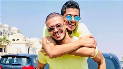 صناع محتوى الزوزات.. معاذ ومازن عدلي يحتفلان بتخطي متابعيهما أكثر من 3 ملايين عبر فيسبوك