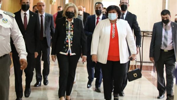 وزيرة الثقافة المصرية