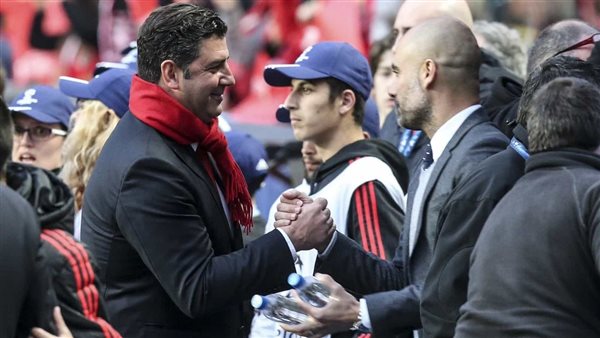 روي فيتوريا وبيب