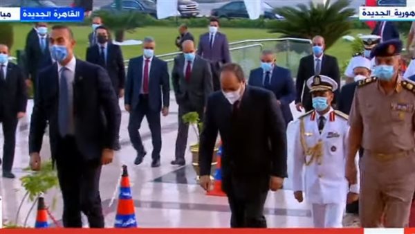 الرئيس السيسي يصل