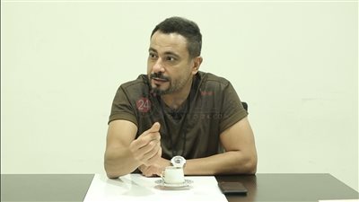 محمد نجاتي: زمان ماكانش في محسوبية بالوسط الفني.. ولازم تكوّن علاقات عشان تعرف تشتغل 