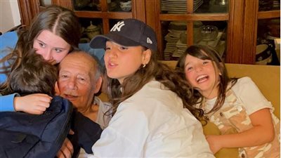 والد حلا شيحة: بنتي ملبستش الحجاب لكن مجرد شال.. وعلاقتها بمعز مسعود جيدة