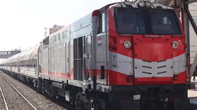 عودة أنظمة حجز تذاكر القطارات للعمل داخل محطات السكة الحديد 