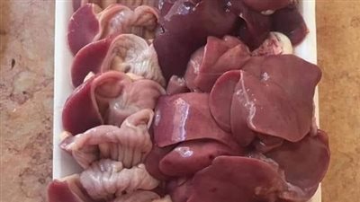 تراجع أسعار الفراخ في ثاني أيام العيد.. وكيلو الكبد والقوانص بـ35 جنيهًا