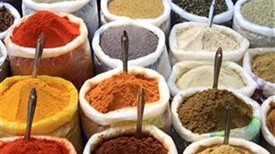 من 10 لـ20 جنيهًا.. تراجع أسعار التوابل بالأسواق