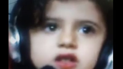 براءة الطفولة.. الطالبة نيرة أشرف تغني داخل منزلها في عمر الـ 3 سنوات | بث مباشر