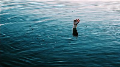 لليوم العاشر.. استمرار عمليات البحث عن جثة عامل قفز في مياه النيل ببني سويف