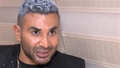 أحمد سعد عن شقيقه عمرو: أنا من مُريدينه.. وبيشجعني أقدم أغاني مطرقعة