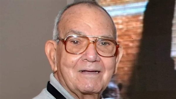 الدكتور نصحي عبد