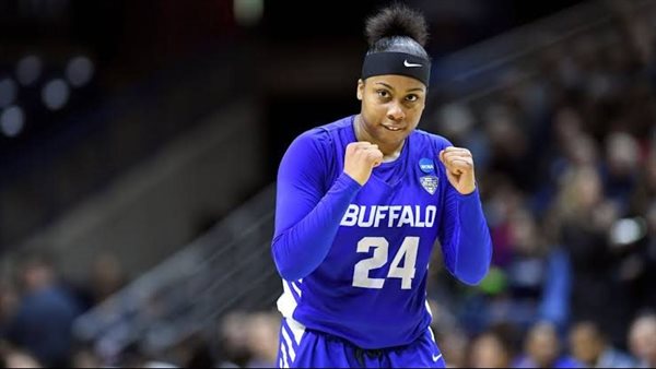 سييرا ديلارد لاعبة