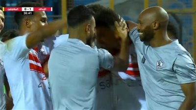 بضربة رأسية.. حسام عبد المجيد يسجل هدف التقدم لـ الزمالك أمام المقاولون