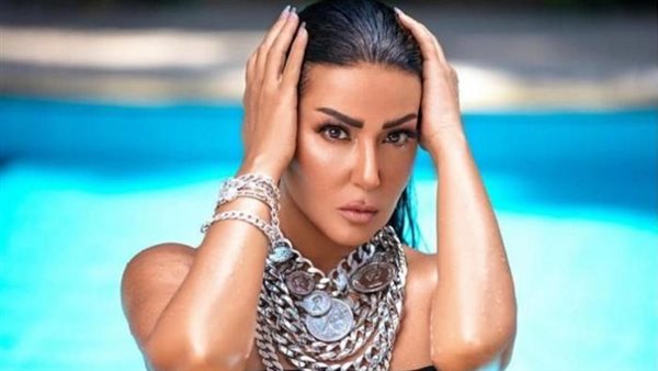 سمية الخشاب