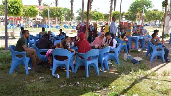 إقبال المواطنين على